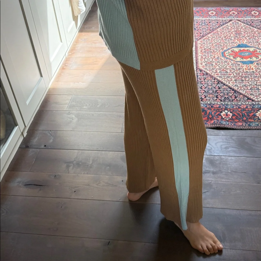 Ragdoll Camel and Blue Ribbed Knit Set - Picture 5 of 12